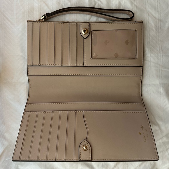 Kate Spade Leila phone holder wristlet - Picture 3 of 4